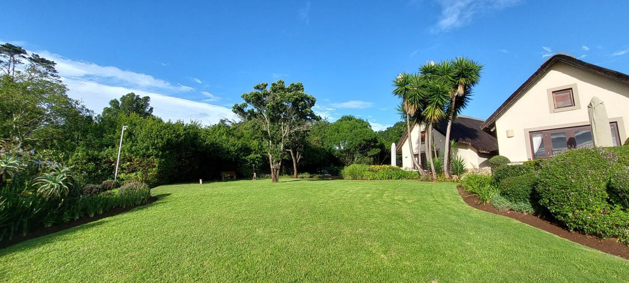 Paradise Cove Victoria Bay Exterior photo