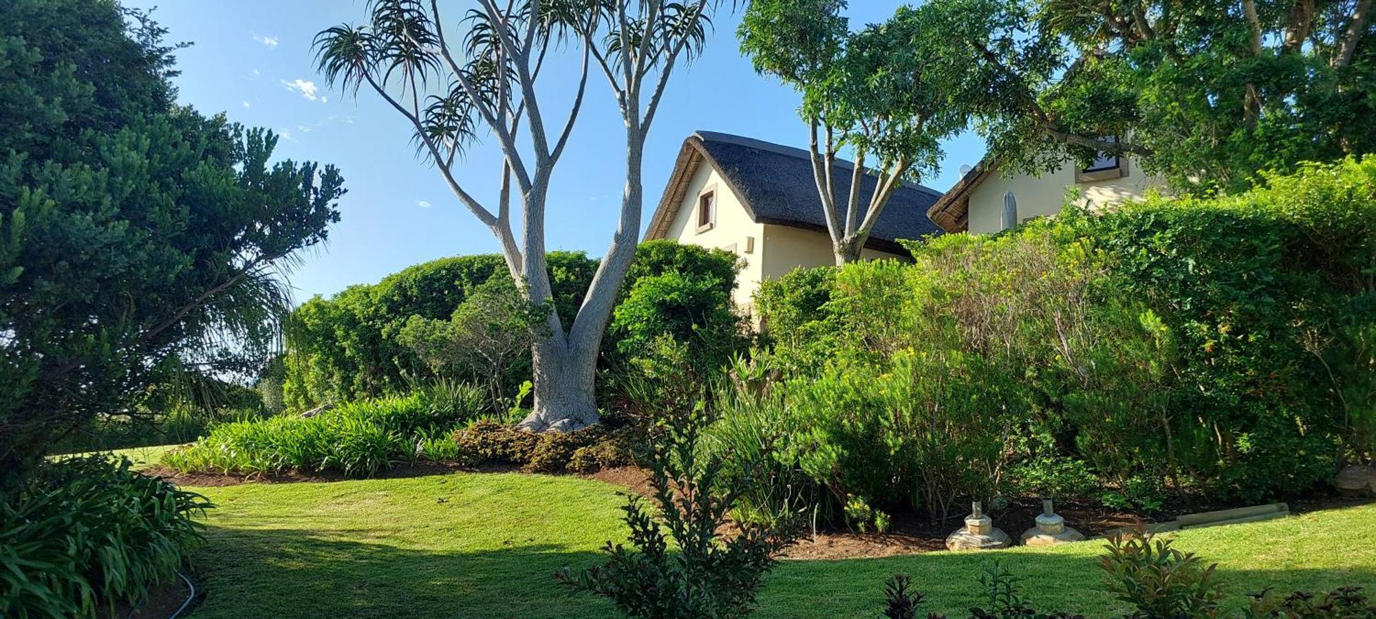 Paradise Cove Victoria Bay Exterior photo