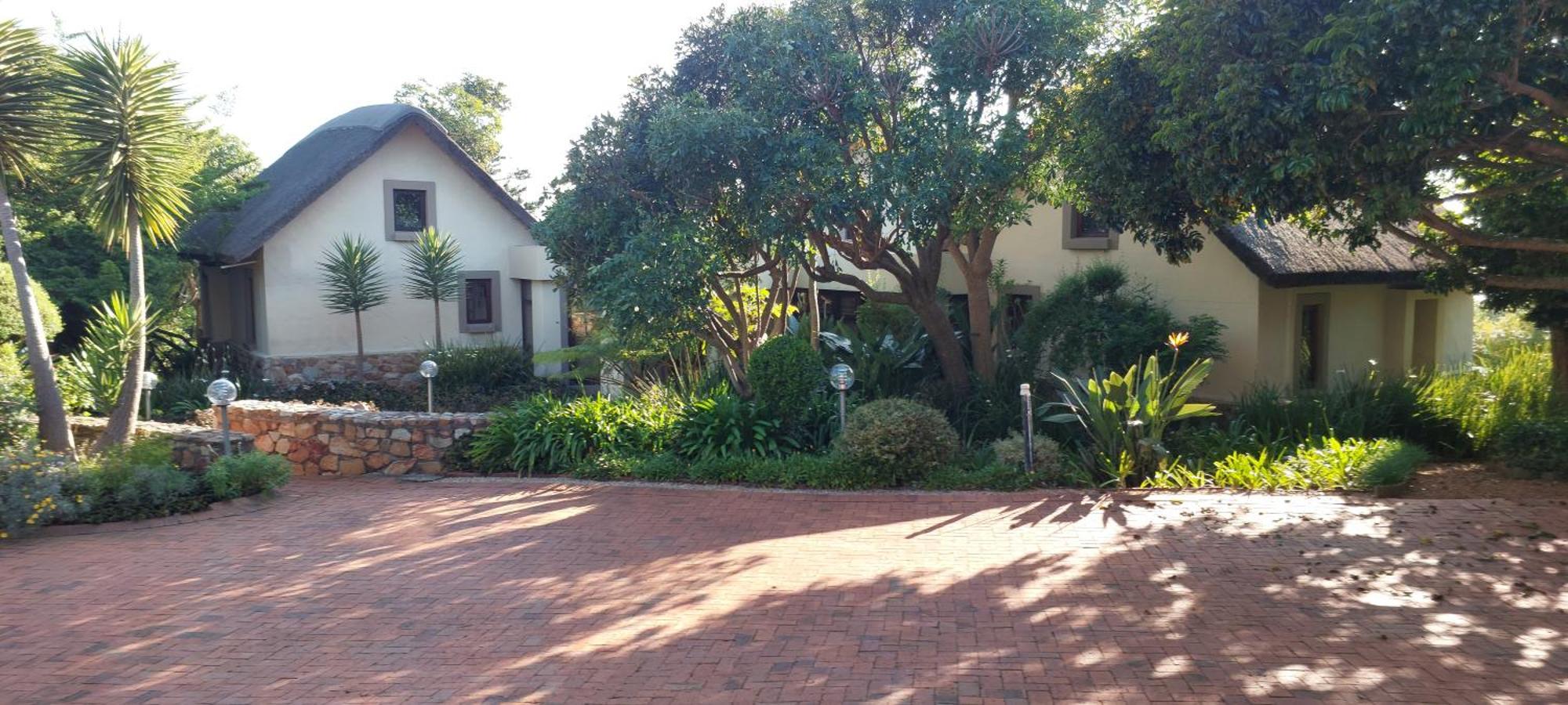 Paradise Cove Victoria Bay Exterior photo