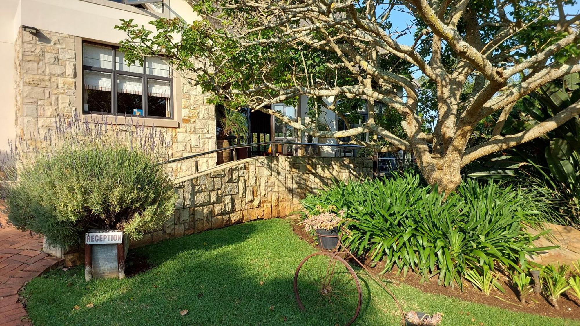 Paradise Cove Victoria Bay Exterior photo